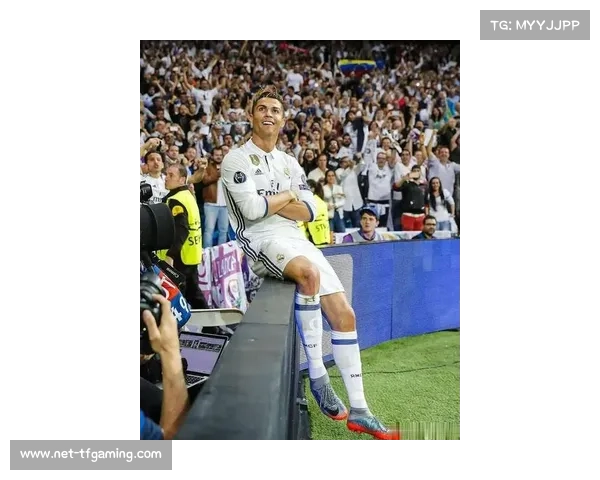 C罗缔造传奇成足球界首位亿万富翁净资产高达十四亿美元震惊体坛