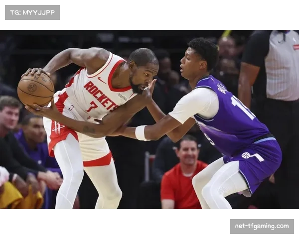 魔术得琼斯评级7.5 球迷质疑火箭为何不抢控卫补强